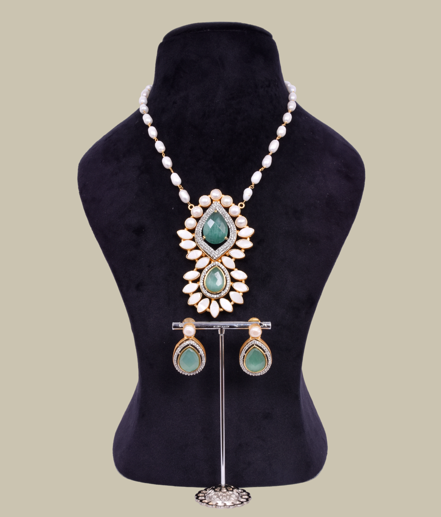 Pearl Stone Necklace