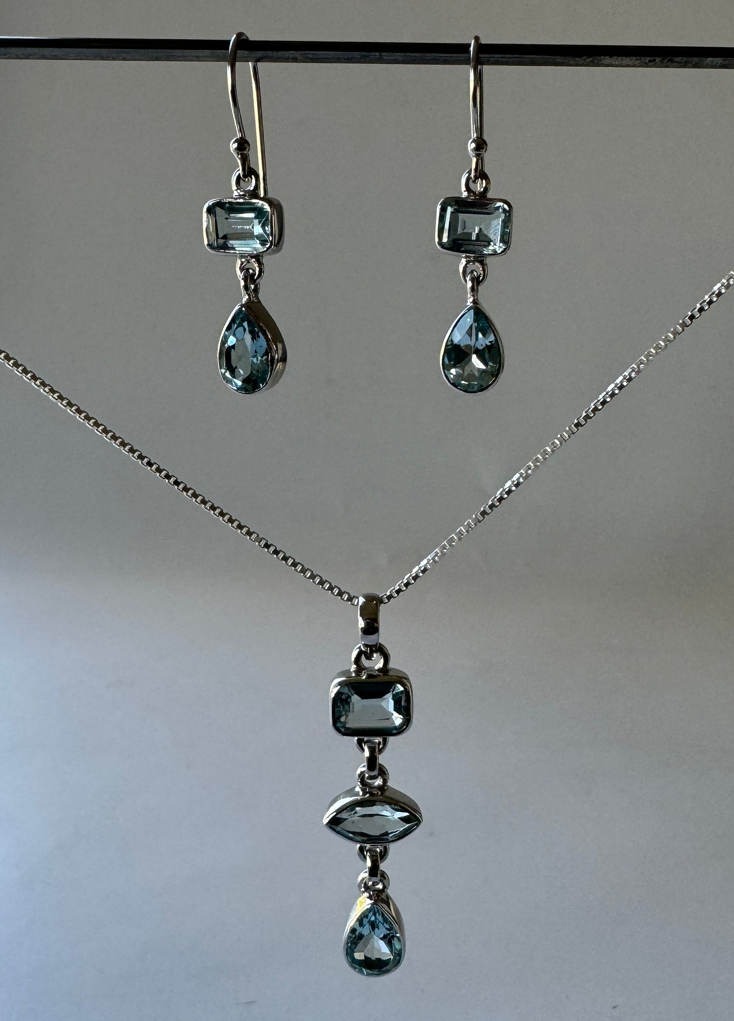 Blue Topaz Jewelry Set