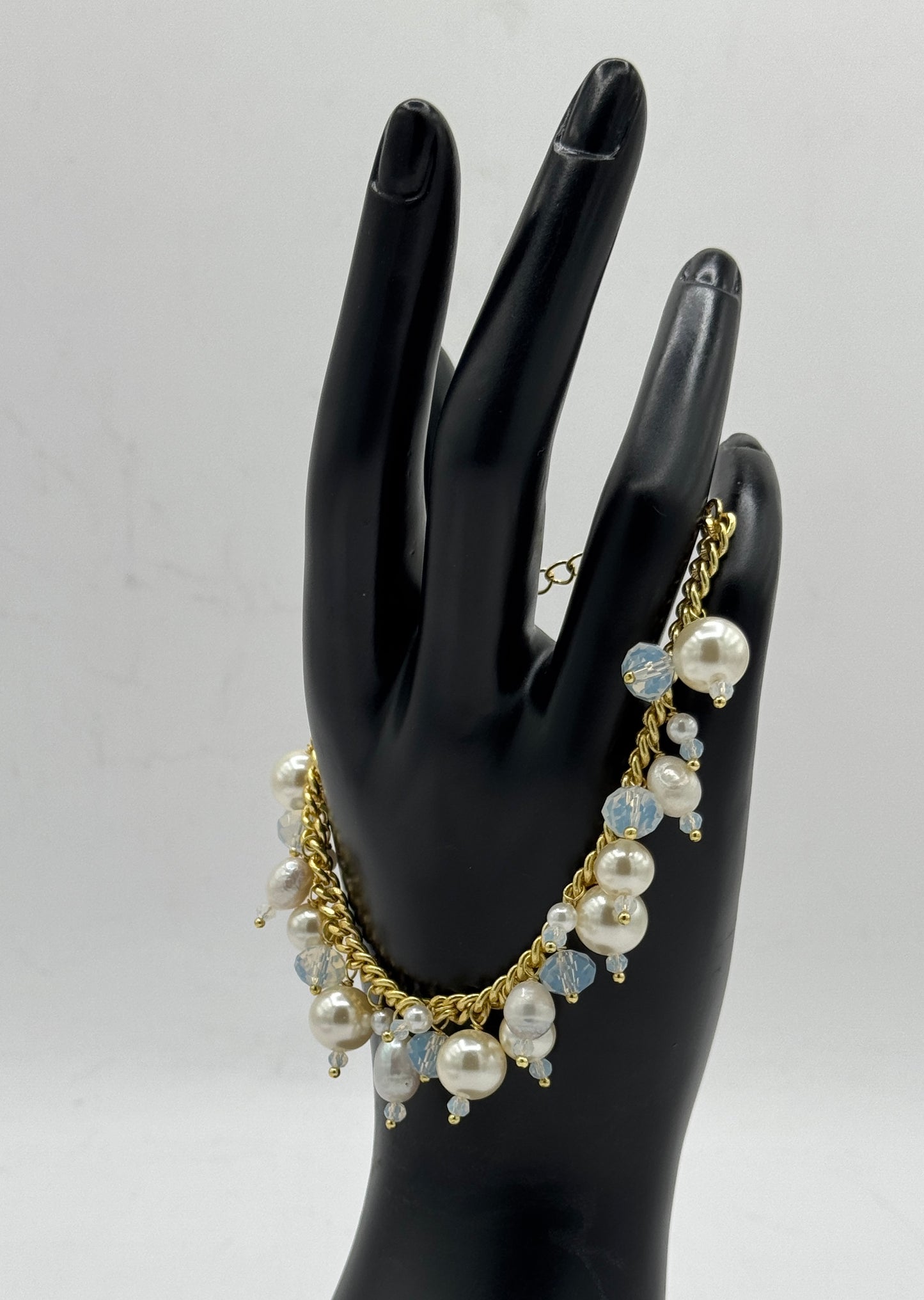 Shell Pearl Bracelet